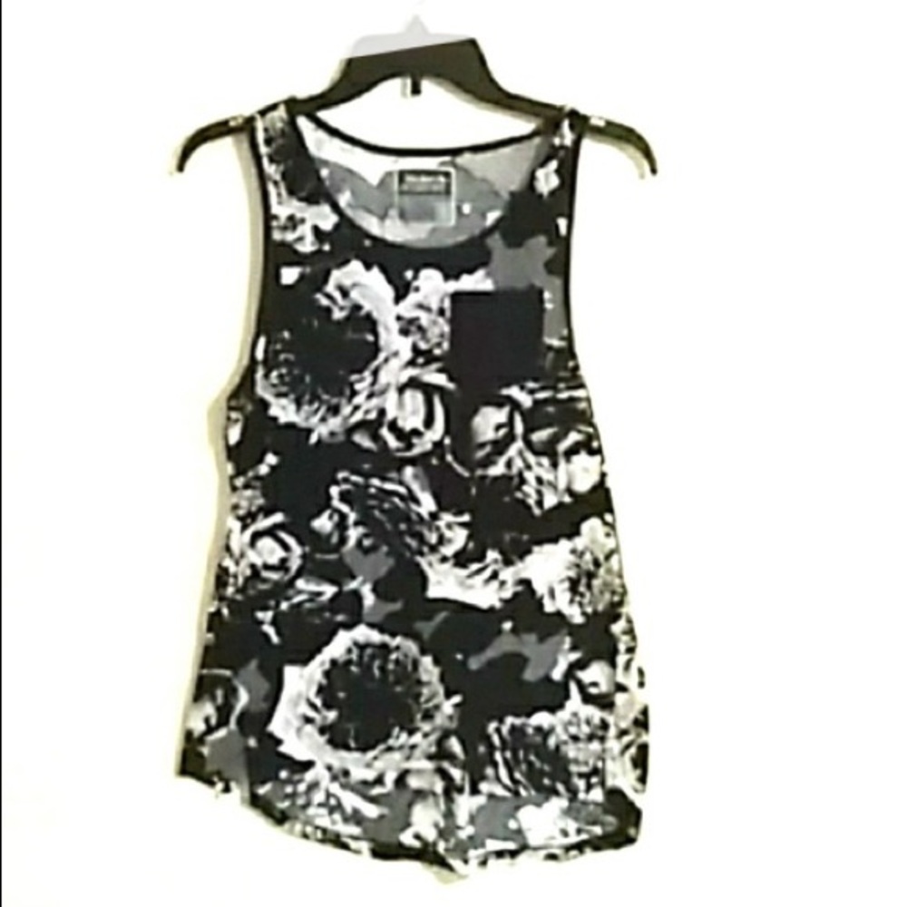 Modern Amusement black & white floral tank top